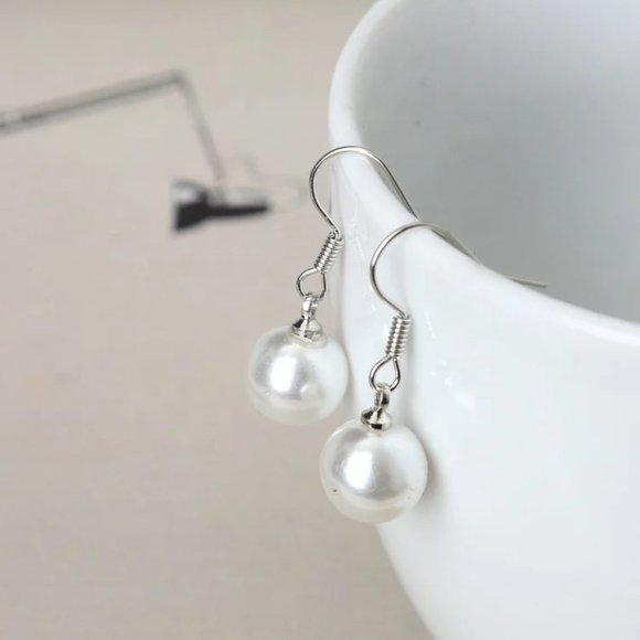 10mm South Sea Shell Pearl S925 Dangle - Picture 3 of 9